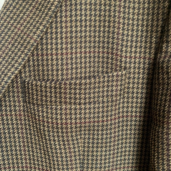 Jos. A. Bank Men’s Blazer, Size 42 S - Picture 2 of 6